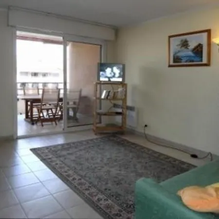 Apartment Frejus, 3 Pieces, 5 Personnes - Fr-1-226a-45